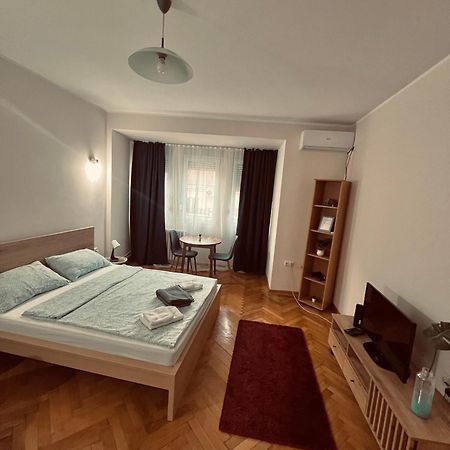 Apartman Lena Belgrado Exterior foto